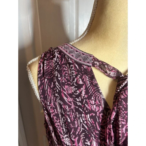 White House Black Market Raspberry Floral Sleeveless Chiffon Tiered Dress Sz S - Picture 2 of 12